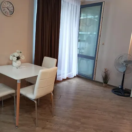 アパート силви съни бийч плаза *